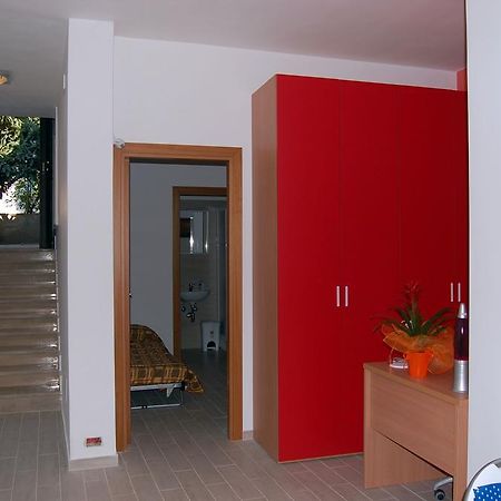 B&B Fenix Trani Exterior foto