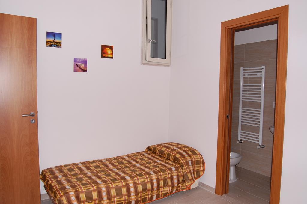 B&B Fenix Trani Habitación foto