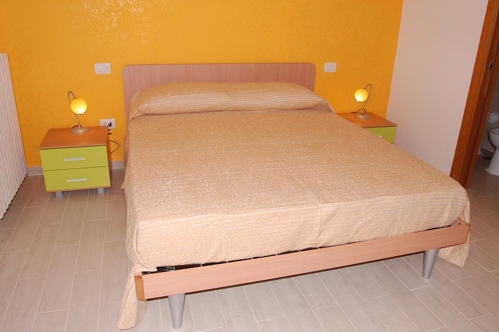 B&B Fenix Trani Habitación foto