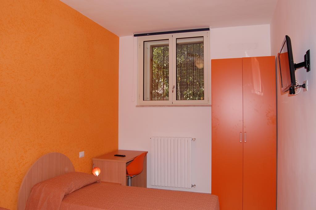 B&B Fenix Trani Habitación foto